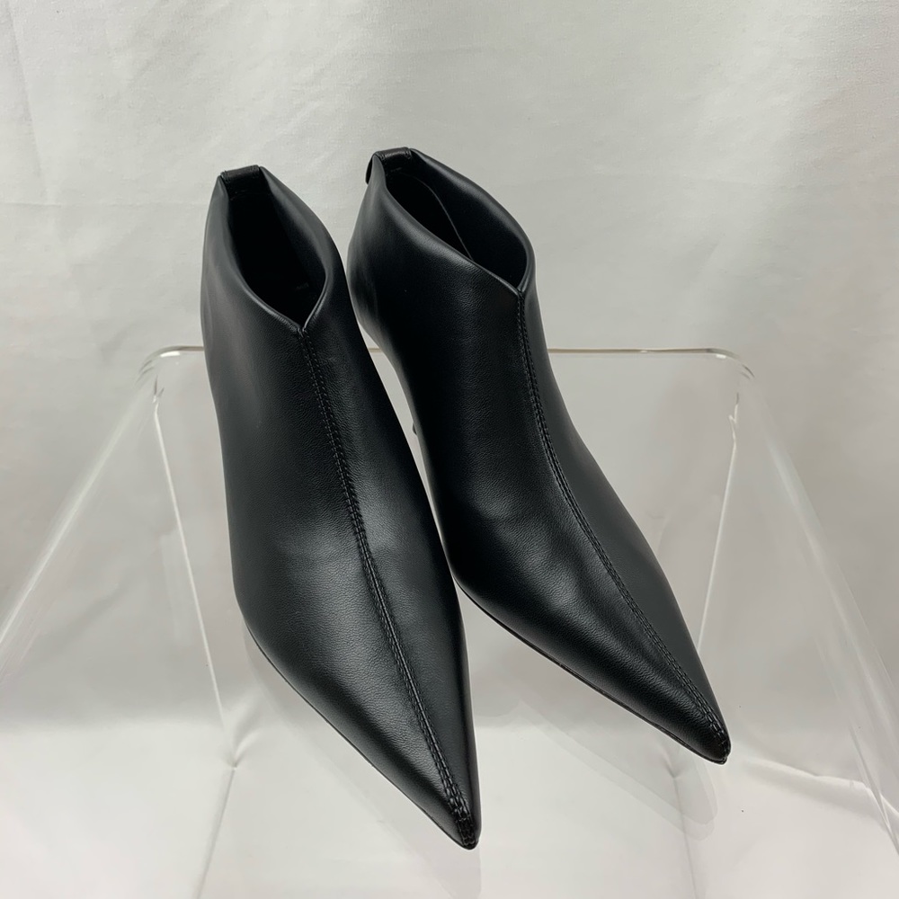 The Row Bourgeoise Leather Ankle Boots